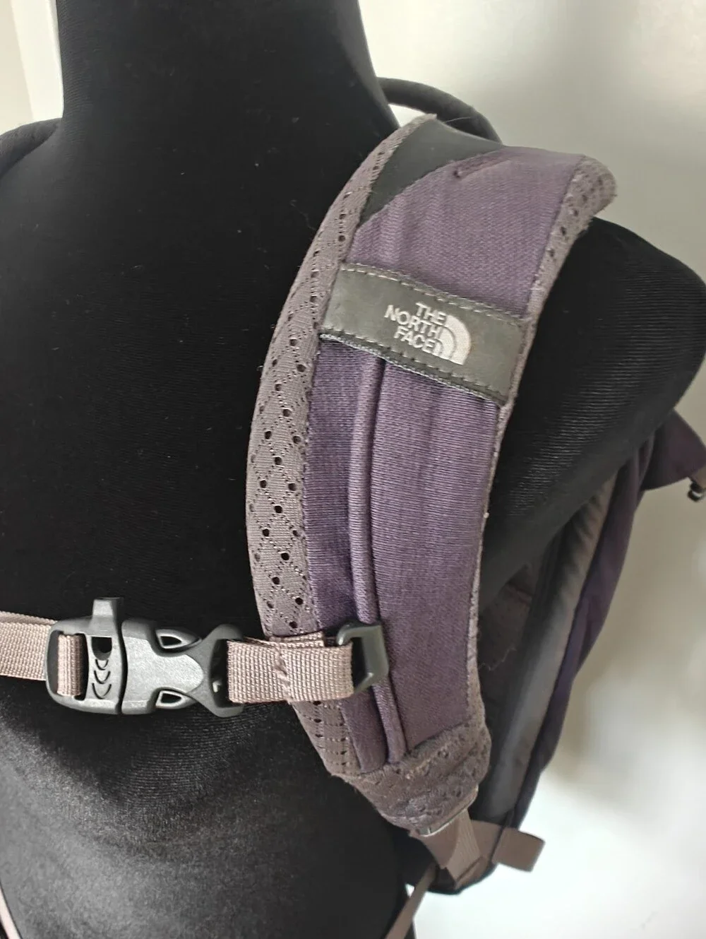 The North Face Surge Backpack EUC Gray Purple Padded
